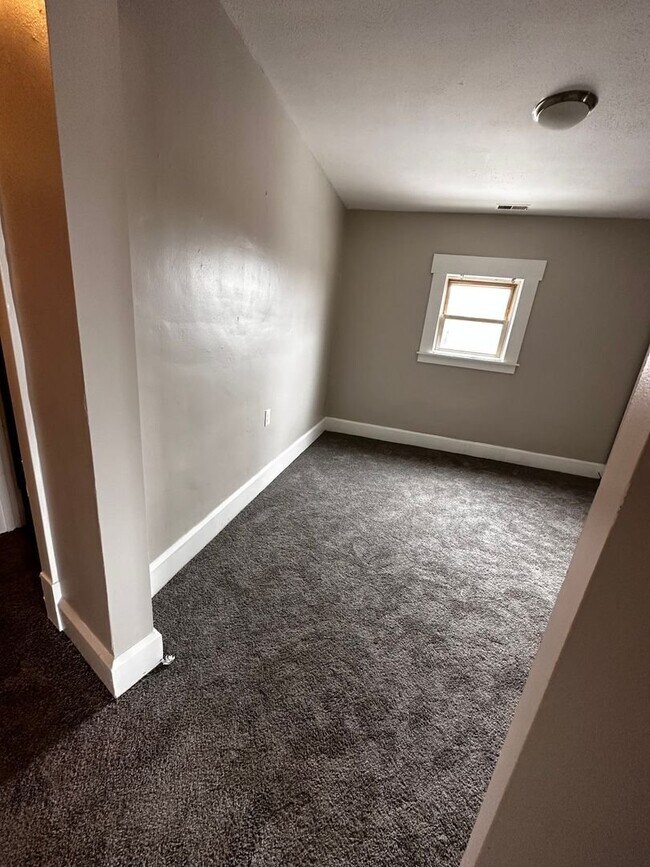 Photo - 507 Harmony Ave Unit 2R
