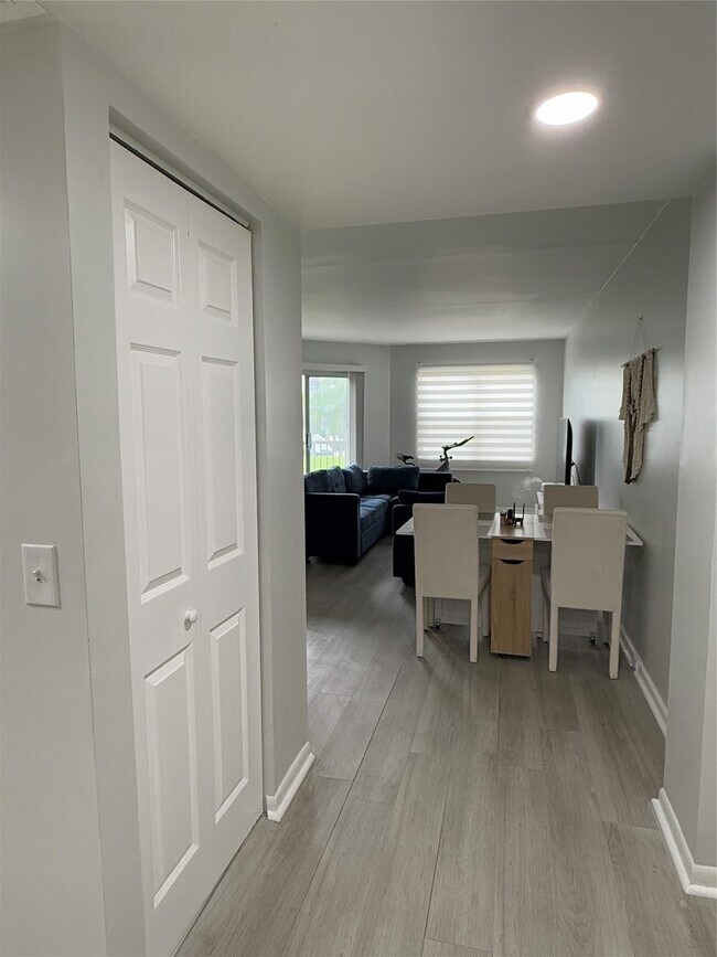 Photo - 12850 SW 4th Ct Unit 203i