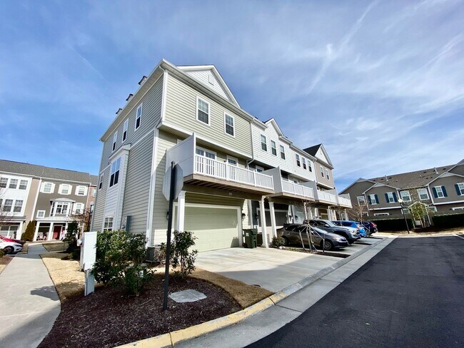 Photo - 3 Bedroom Townhome in Spence Crossing! Water/Sewer/Trash/Landscaping INCLUDED! - Attached Garage ...