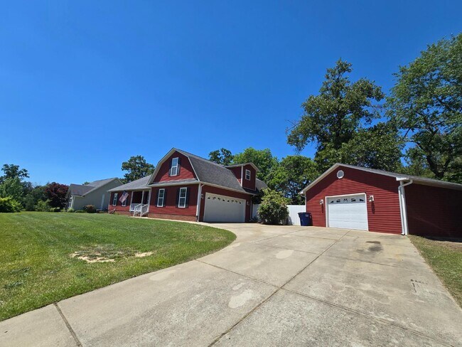 Photo - 441 Corsegan Rd