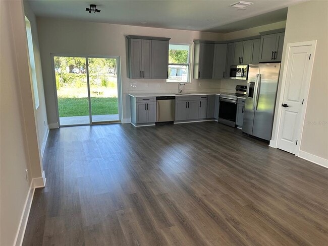 Photo - 4105 N Thatcher Ave