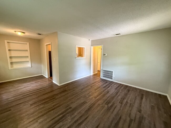 Photo - 2 bedroom 1 bath house w/ bonus room off Gulf Beach Hwy!