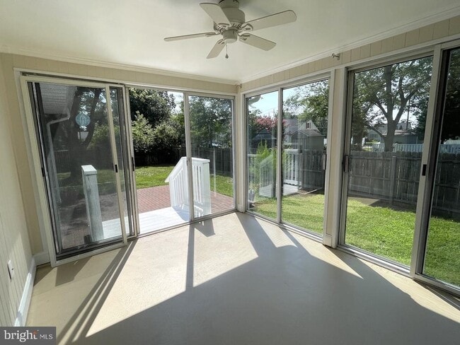 Photo - 206 Willis Ave