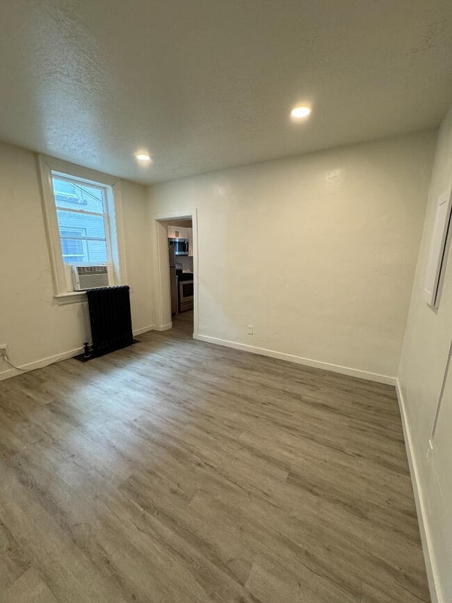 Photo - Downtown SLC 1-Bed — Walkable, No Car Needed Unit 3