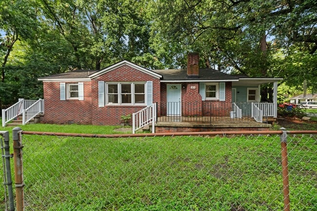 Building Photo - Move-In Ready 4BR Home in Rapidly Growing ...