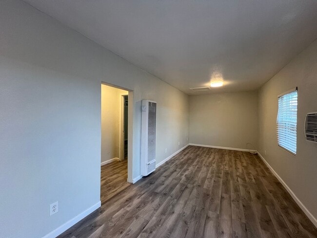 Photo - 216 Hutchison St Unidad 216 1/2