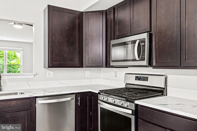 Photo - 1 Harbour Heights Dr