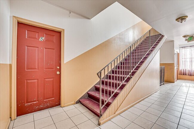 Photo - 213 Hall Ave