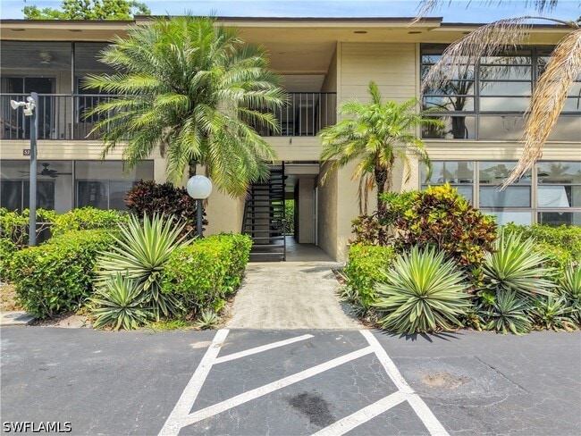 Building Photo - 5713 Foxlake Dr Unit 1