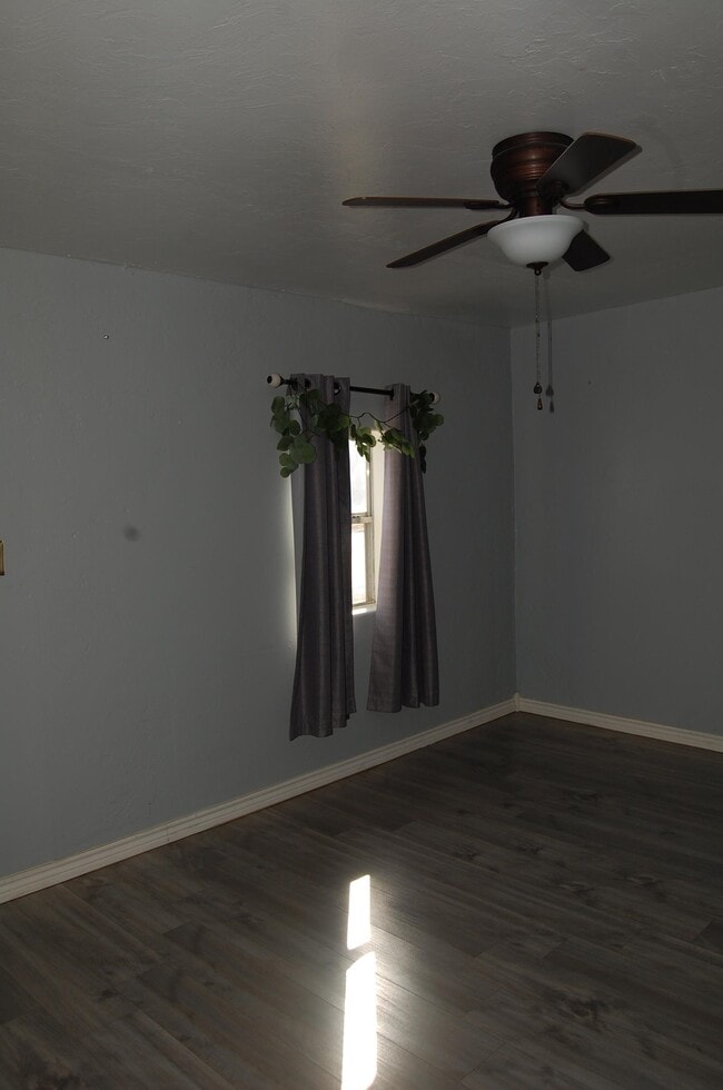 Photo - 1902 E Price St