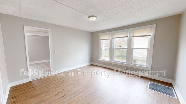 Photo - 239 Fillmore St