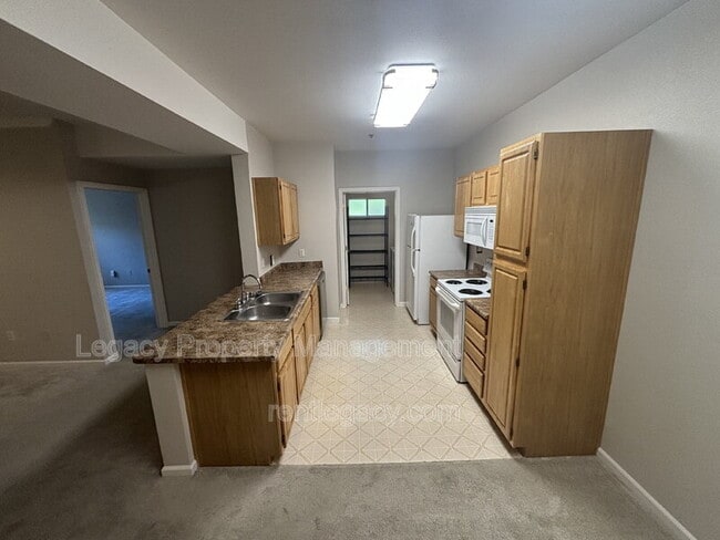 Photo - 501 Gibson Dr Unidad Apt 424