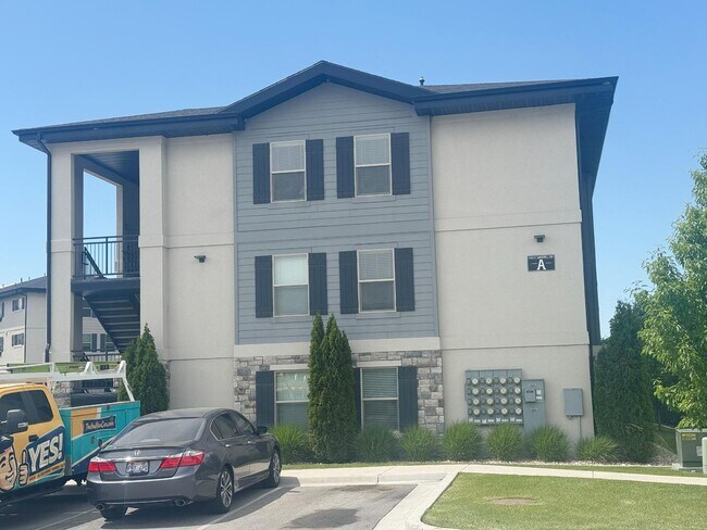Photo - 1700 Sandhill Rd