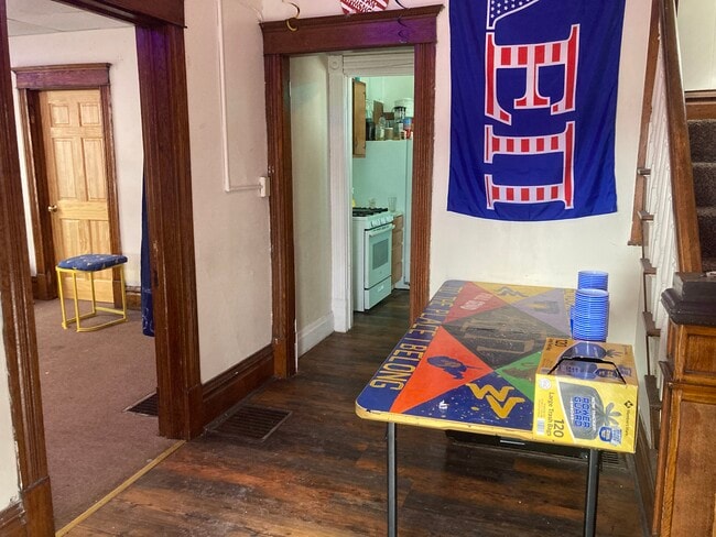 413 Forest Ave Unit 1