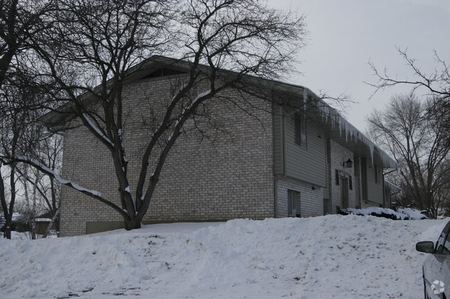 Apartments for Rent in Geneva, IL