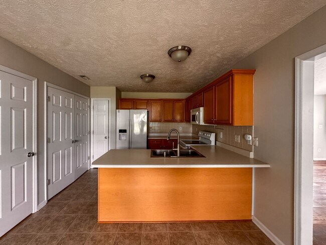 Photo - Lovely 3 Bed 2 Bath Plus Bonus Room Home in Raeford
