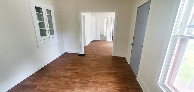 Photo - 1802 Madison Ave SE