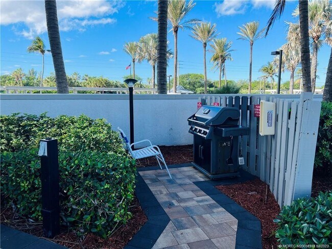 Photo - 8800 S Ocean Dr Unit 1406PH
