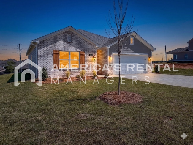 Photo - Brand New Three Bedroom Hudson Plan for Rent in Tuscaloosa! Sign a 13-month lease by 5/15/2026 an...