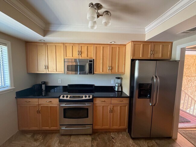 Photo - Beautiful 2BR/2BA Condo Centrally located in Sarasota!