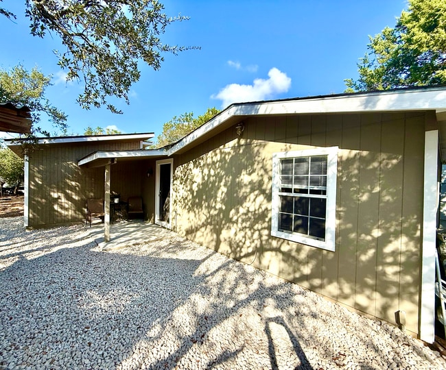 Building Photo - 1005 Horizon Park Blvd