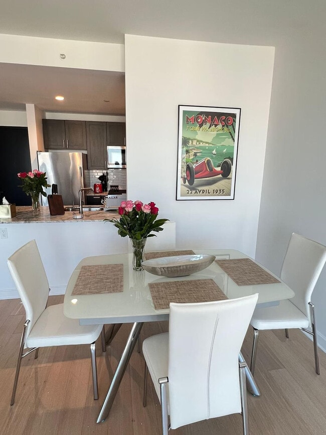 Photo - 408 W 58th St Unit ID1461698P