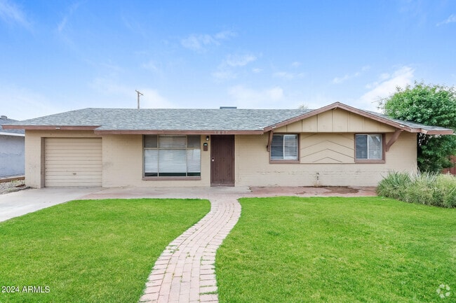 Building Photo - 3807 W Solar Dr Rental