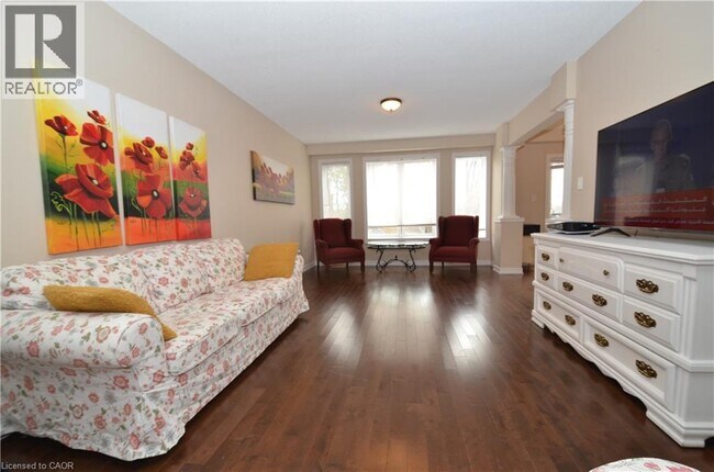 Photo - 1132 Harrogate Dr