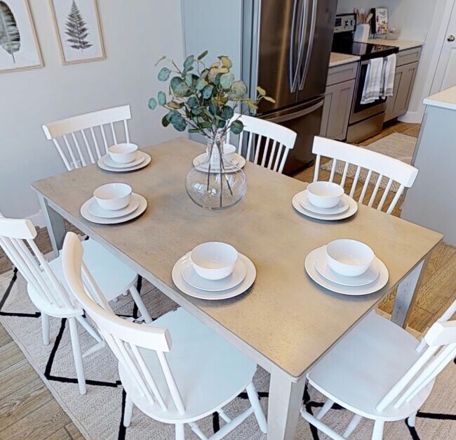 Photo - Luxury Townhome For Rent - Four Bedrooms!!