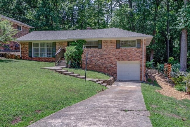 Photo - 1112 Franklin Cir NE