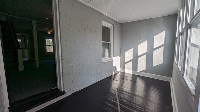 Photo - 5 Newlinville Rd