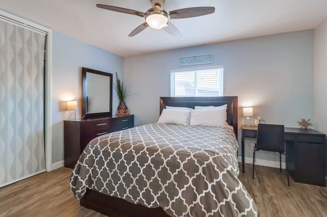 Photo - 3856 Loma Alta Dr