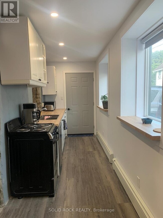 Photo - 71 King St E Unité D