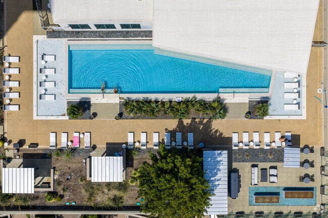 Luxurious Pool Deck