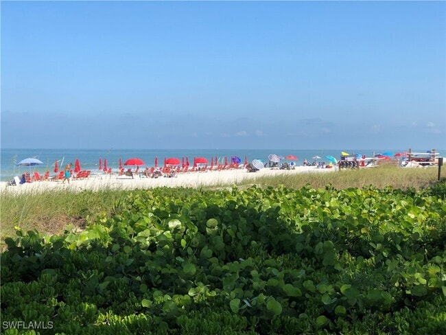 Building Photo - 1400 Gulf Shore Blvd N Unit 310