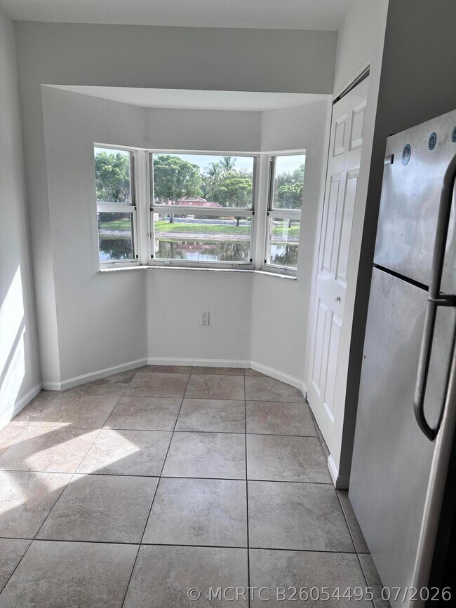 3474 Briar Bay Blvd Unit 204