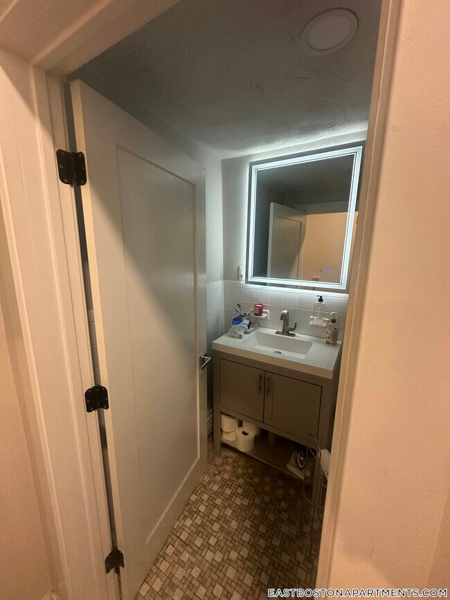 Photo - 165 Gove St Unit 3