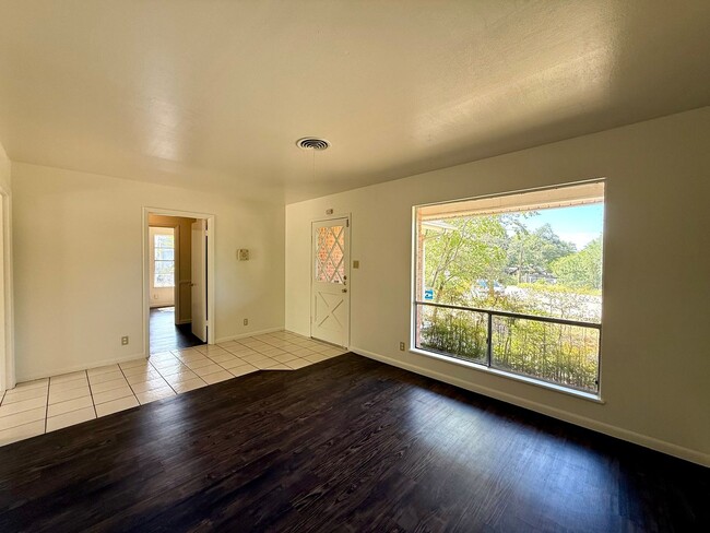 Photo - Walk to St. Edwards University!-2711 Littl...