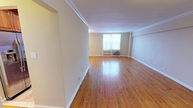 Photo - 66-15 Thornton Place