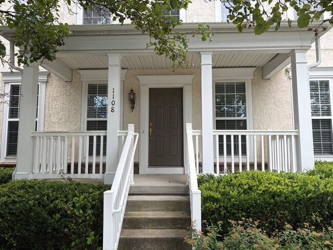 Photo - 1108 Harding Cir