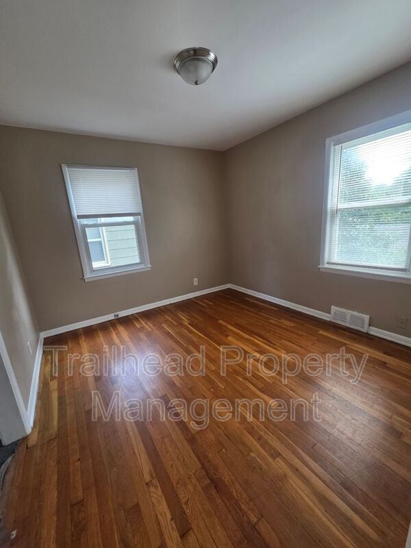 Photo - 1223 N Cottage Ave
