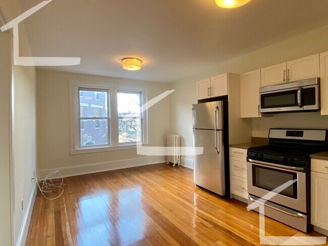 Photo - 8/1 Renovated 1BR plus office near Coolidg...