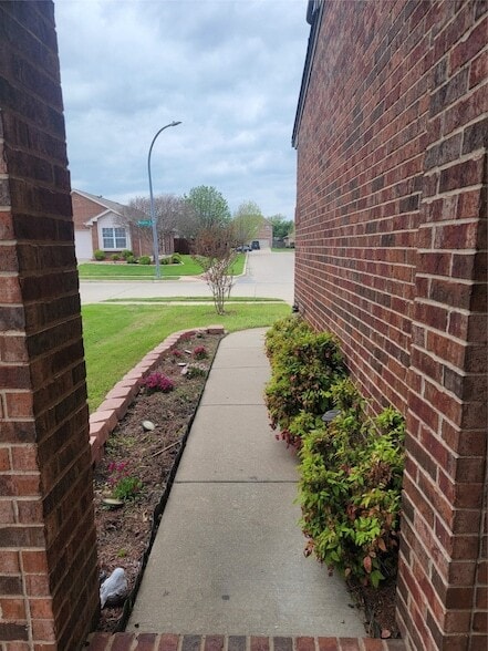 Photo - 6468 Regina Dr