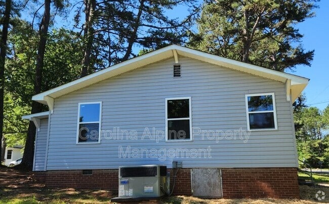 Building Photo - 503 Jackson St Rental