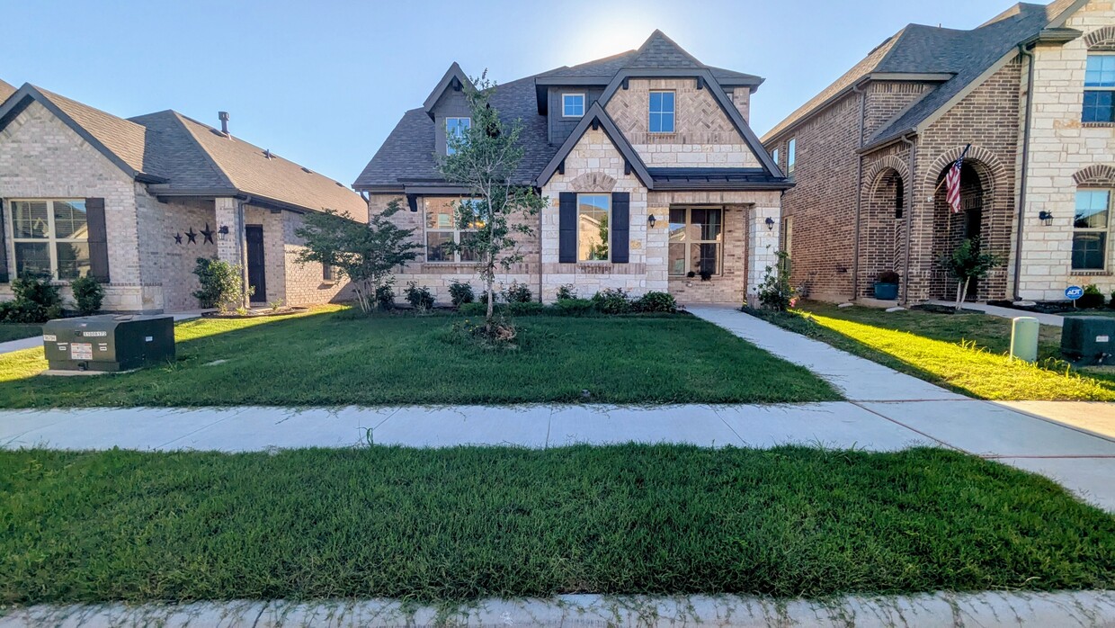 Photo - 16933 Sophora Ave (Justin, TX)