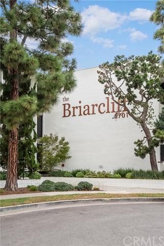 Building Photo - 8701 Delgany Ave Unit 111