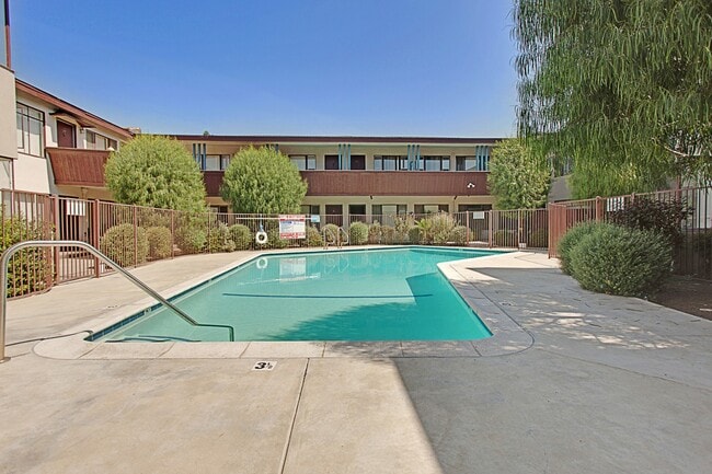 Hazeltine Apartments