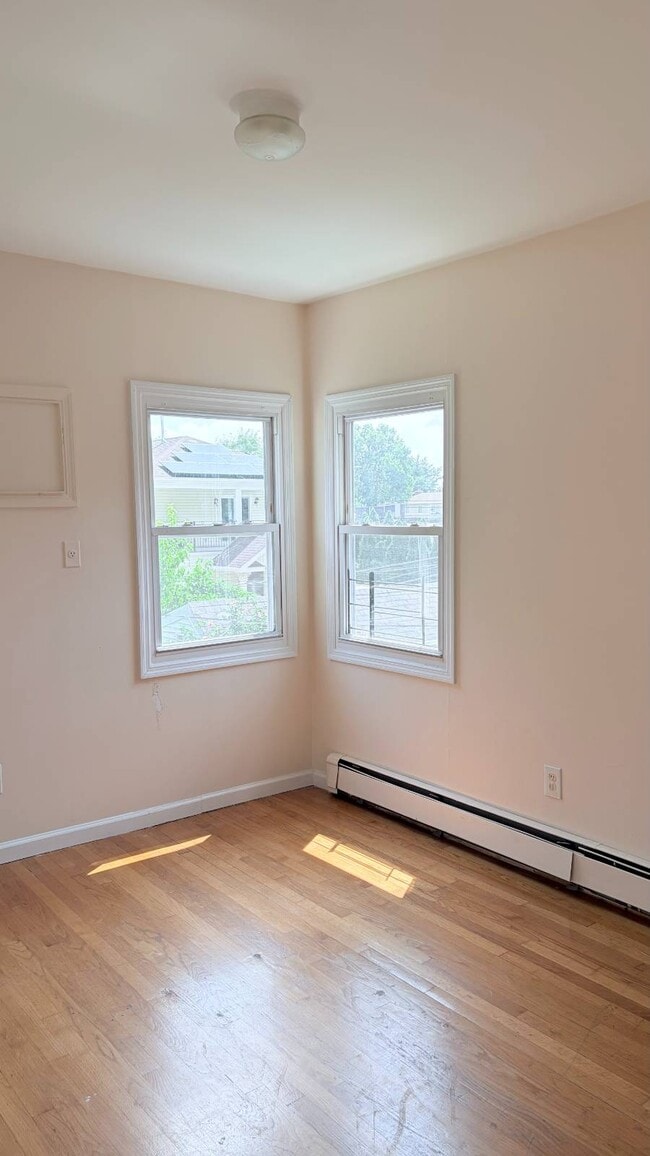 Photo - 83-43 241st St