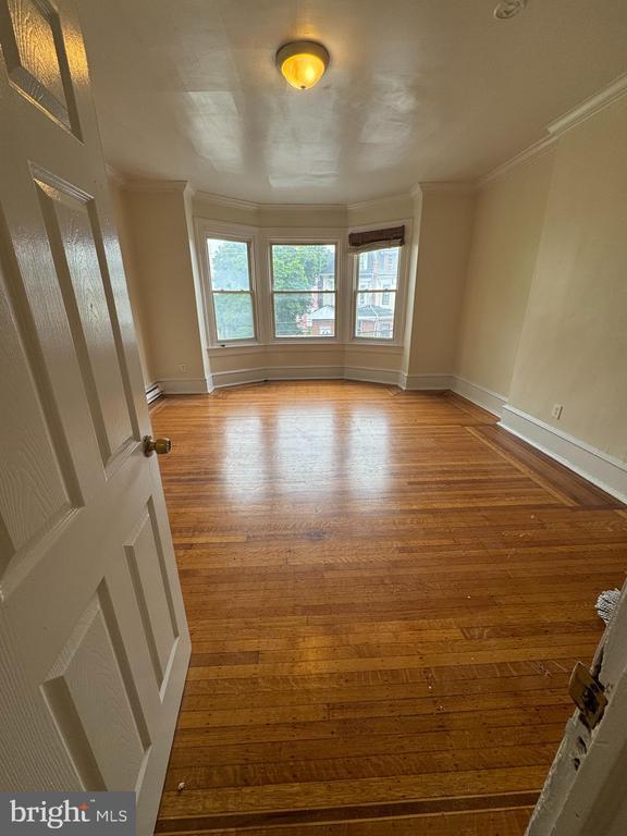 Photo - 1118 Lindley Ave Apartamento