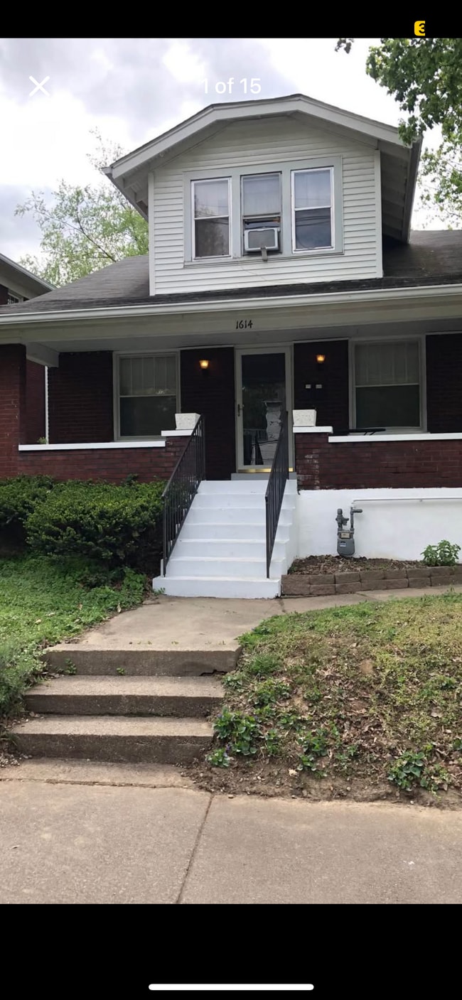 Building Photo - 1615 Fernwood Ave Unit Utilities Included Fernwd Rental